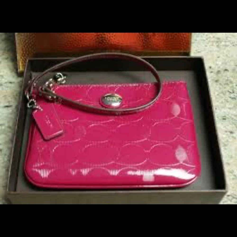 Coach Wristlet💖💖💖